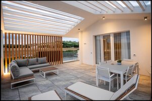 5a305f57-6f56-47d0-a0e6-3bbe8660094f