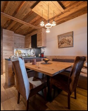 da07ed58-d8bc-427d-9095-48589c24aef3