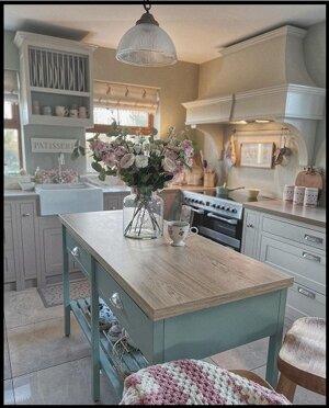 4bffa389-941b-4a84-a9c8-7bdb5d90dd98 4bffa389-941b-4a84-a9c8-7bdb5d90dd98