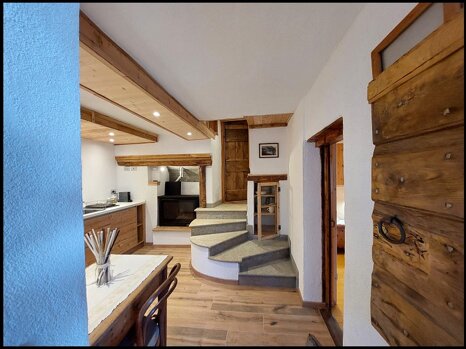 96d3ee01-5649-480b-bbf6-75fe5e61211e