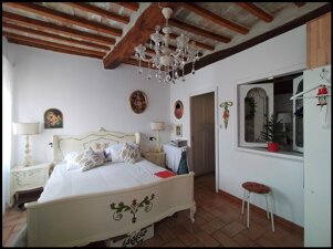 6a45f972-3a5d-47fb-9ced-517b9369a23f