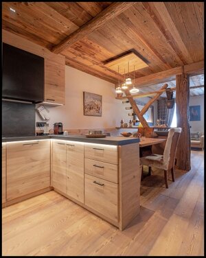 f98dc96c-561d-48e8-a9f3-174317df6f99