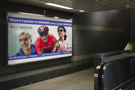 82782198-0390-457c-9d63-f578b791de5d