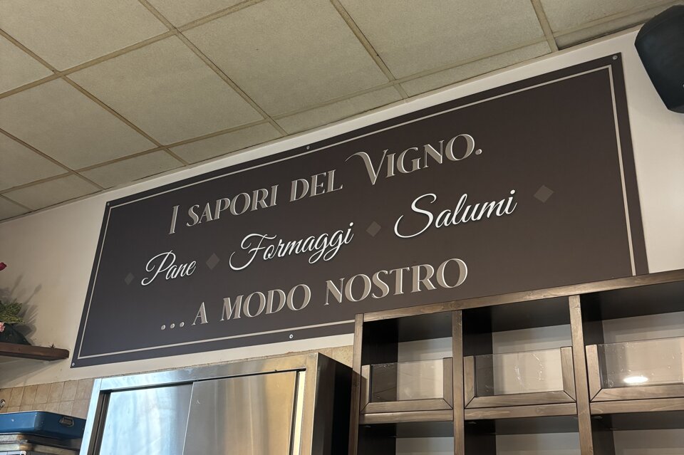 595b24df-dfbb-4caa-a4fa-db8ac3427a17