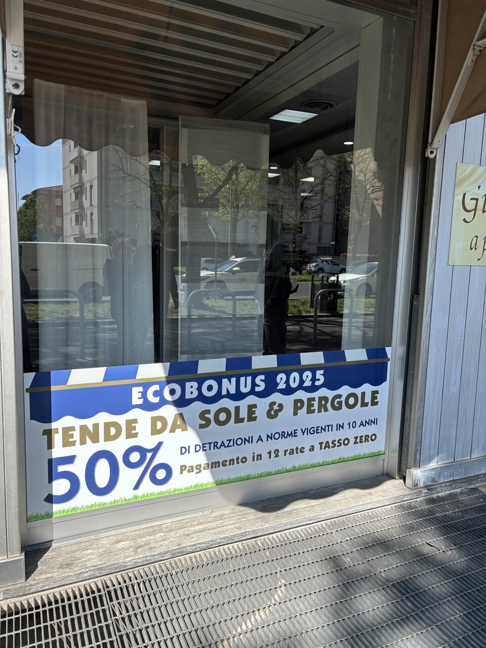 b6ec3193-d67b-4a9d-994d-9be17cbd6c64