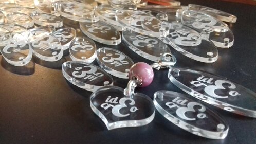 laser 4.jpeg laser 4.jpeg