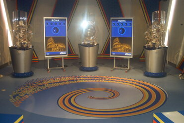 29 novembre 2005 - lotto alle otto - studio 2.jpeg 29 novembre 2005 - lotto alle otto - studio 2.jpeg