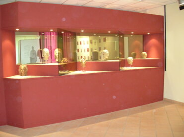 30 marzo 2005 museo pomezia 7.jpeg 30 marzo 2005 museo pomezia 7.jpeg