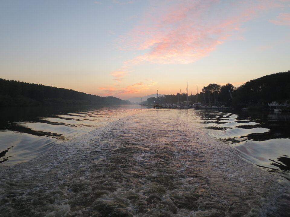 Campagne di pesca a strascico e reti da posta per valutazione ambientale rigassificatore offshore Campagne di pesca a strascico e reti da posta per valutazione ambientale rigassificatore offshore