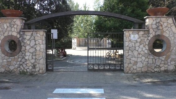 e5a7f7ad-42ef-4822-ba14-7c9866faca14