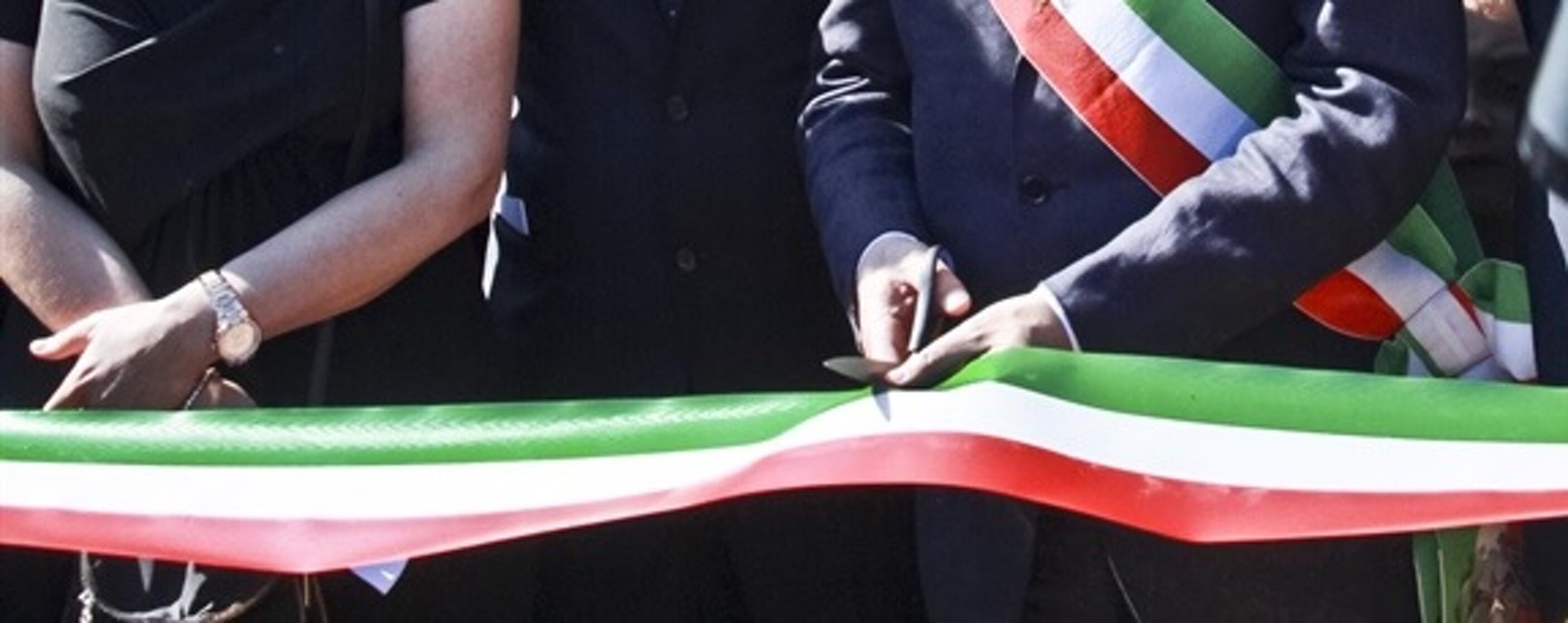 a31bdb70-591c-40aa-87df-516b0eb2880c