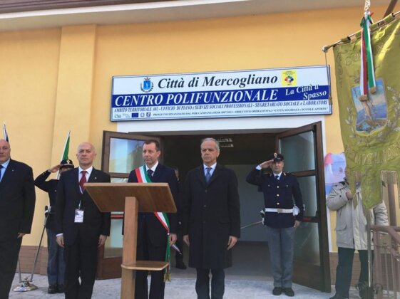 04aa9827-2471-47e6-8e2c-add606661cc1 04aa9827-2471-47e6-8e2c-add606661cc1