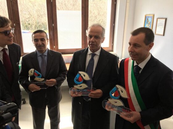 f6684077-f211-49c5-9606-416f7f809327 f6684077-f211-49c5-9606-416f7f809327