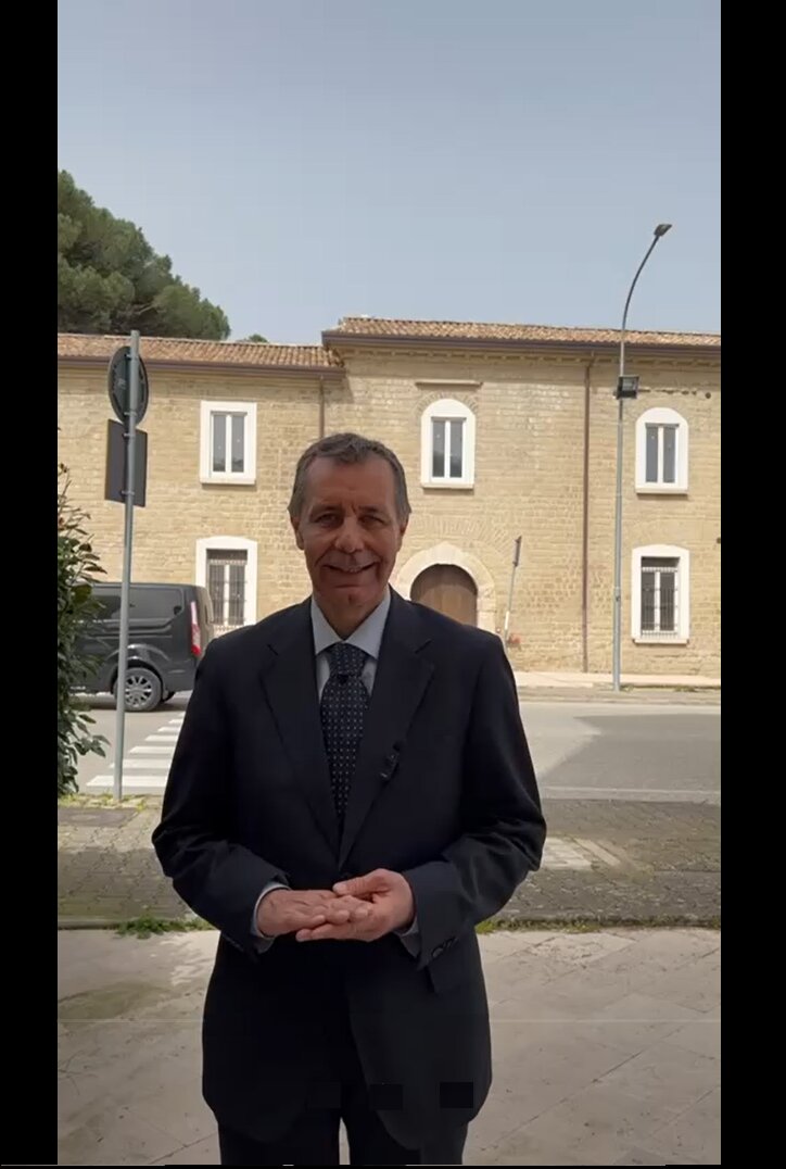 Laboratori di ricerca e innovazione per sviluppare competenze.