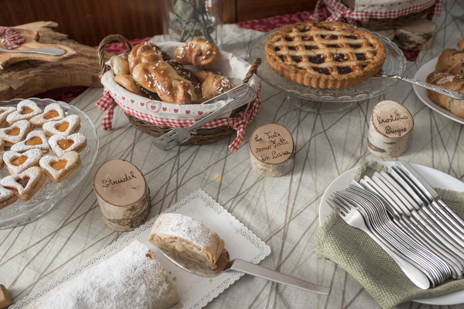 b207a6c3-5d90-4039-83e9-109329511063 b207a6c3-5d90-4039-83e9-109329511063