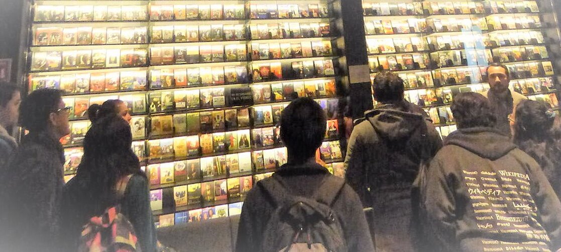 ccde036e-e9d8-4cae-86b8-7190ec28a89c