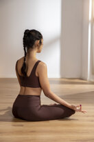 woman-doing-yoga-cleaning-chakra.jpeg woman-doing-yoga-cleaning-chakra.jpeg