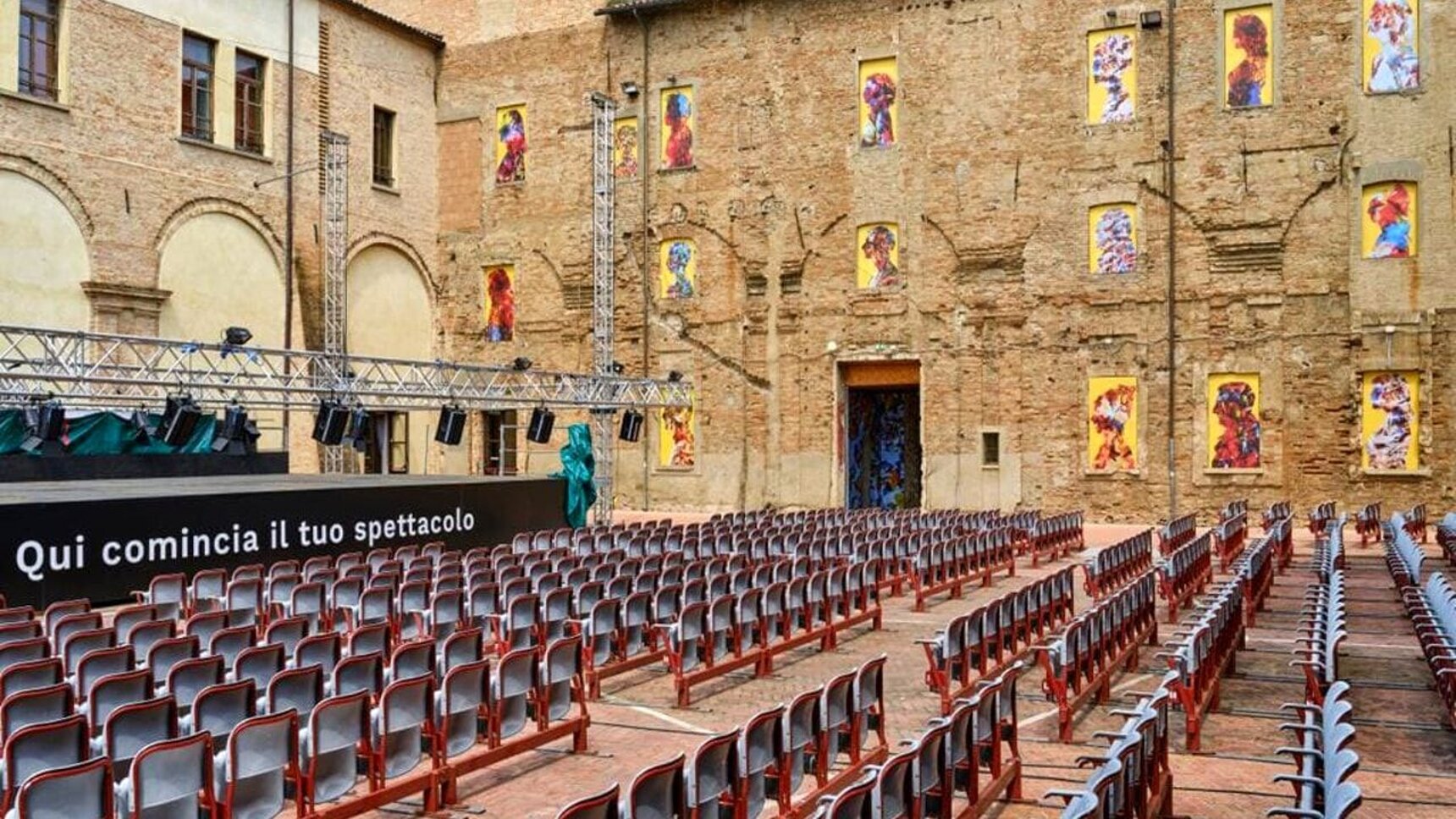 ee3526f7-b7f8-496b-a14e-155aa7fc86c8