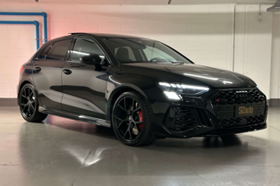 copertina-audi-rs3-sportback-nera-1024x683 copertina-audi-rs3-sportback-nera-1024x683