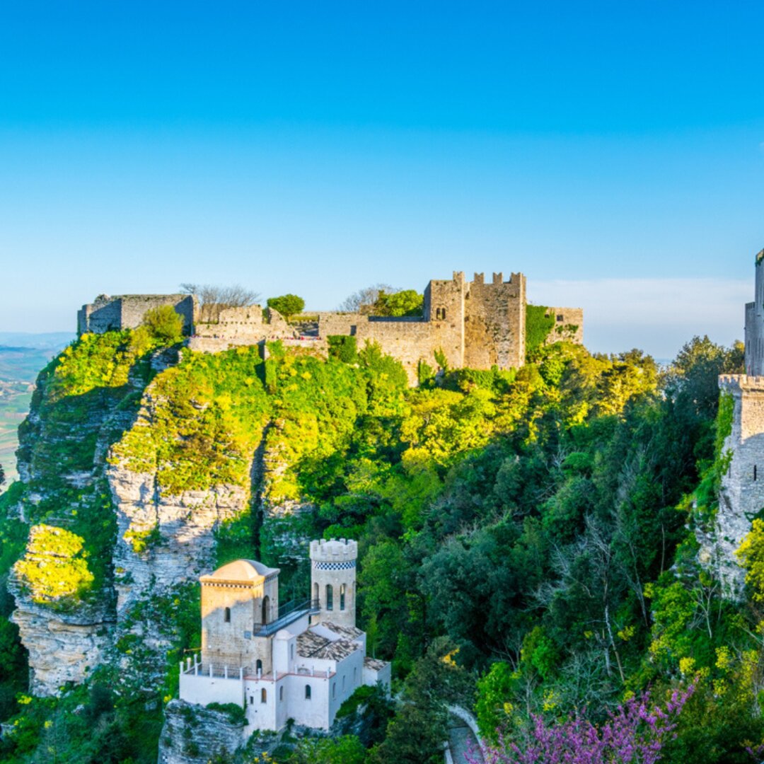 Alla Scoperta dell'Incredibile Borgo di Erice: Storia, Cultura e Attrazioni