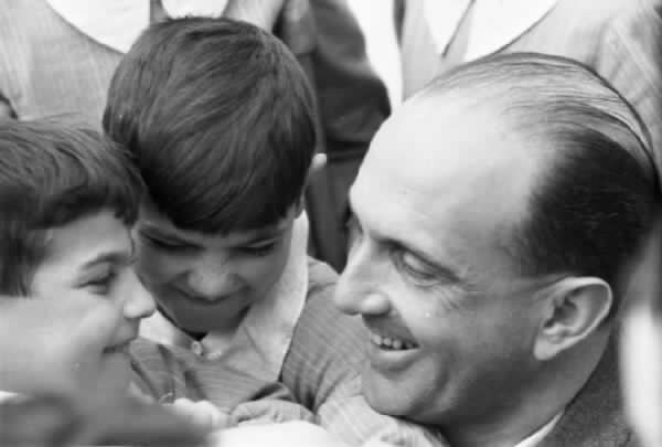 3ecc3fa5-f1f0-48aa-8fd7-a18b4602f69a