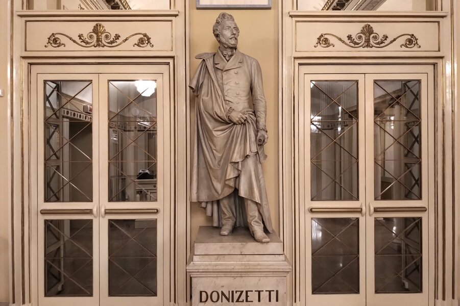 f847be1e-3490-492b-94fa-d3ed58da5859