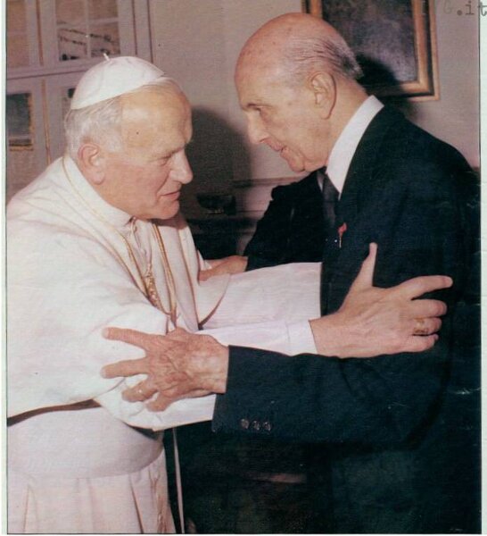 40f0b961-eaa2-4814-bf98-1f589538369a