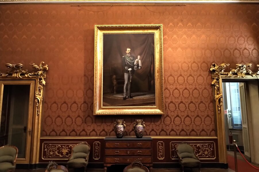 ab8af619-b06d-446c-af35-22b90ba38df2