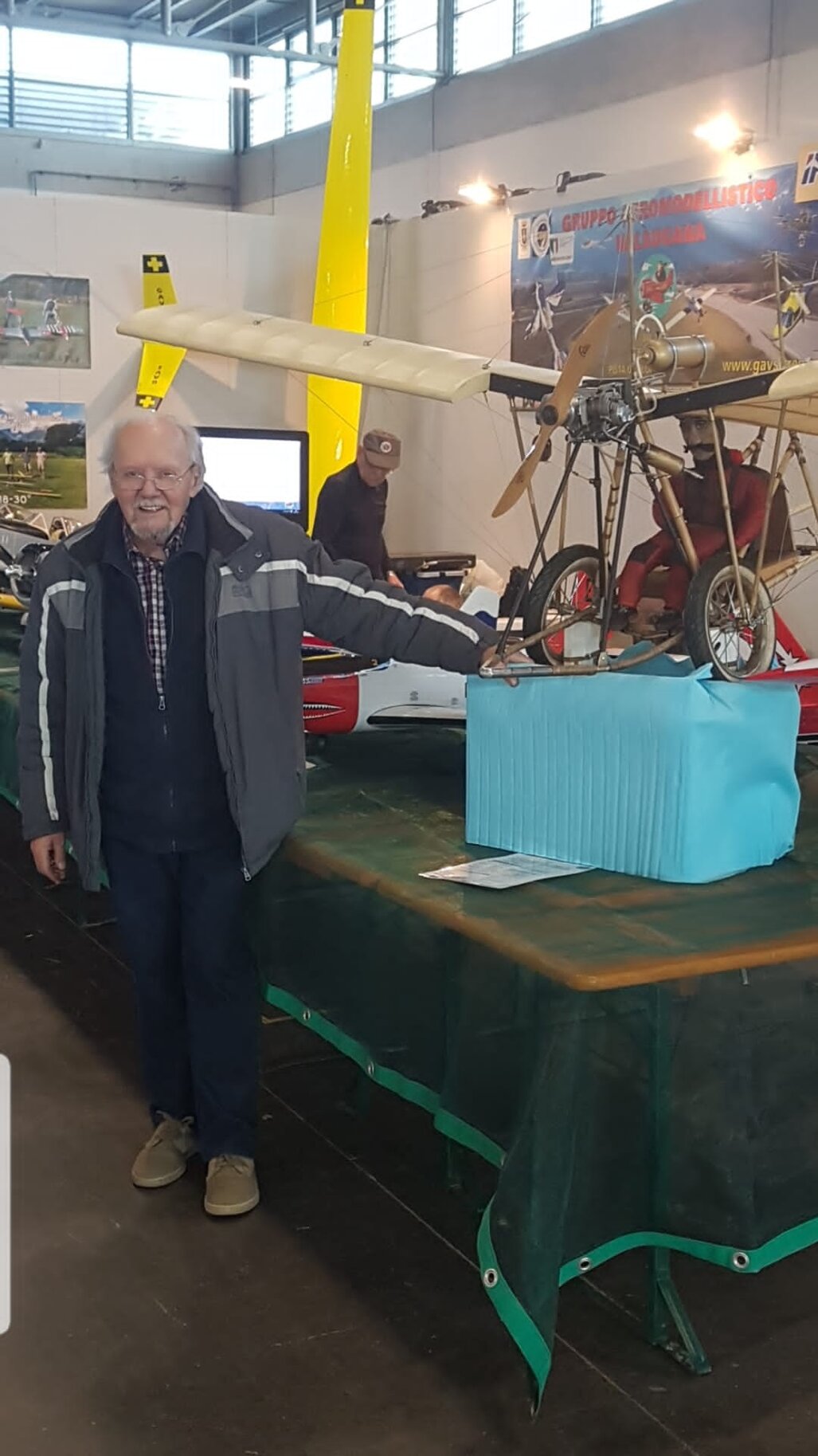 efa940f3-0202-45a2-8516-fe7afff8be70