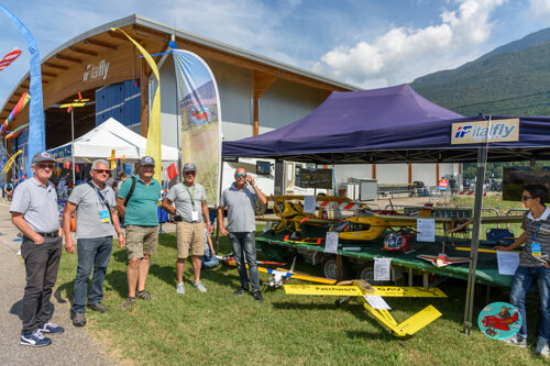 ee2c0dc6-76eb-4398-a50e-4250c294b653 ee2c0dc6-76eb-4398-a50e-4250c294b653