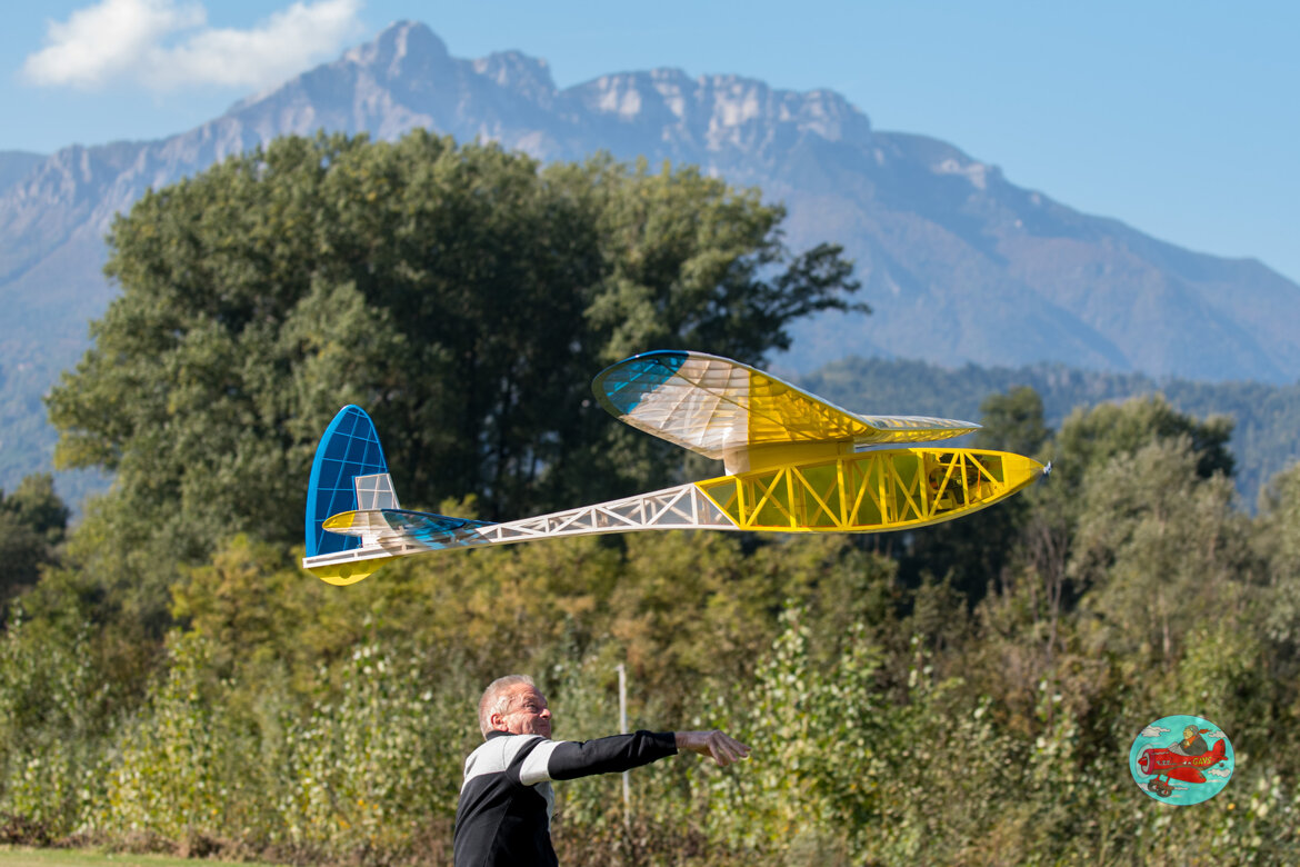 0f3f35ed-b701-4031-a3ce-b1dcc7a5cccf 0f3f35ed-b701-4031-a3ce-b1dcc7a5cccf