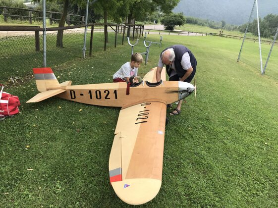 635999cc-01eb-45d1-a277-f92b7a931b1a 635999cc-01eb-45d1-a277-f92b7a931b1a