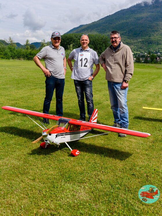 a52eb889-4666-4986-8f08-de7267f8033f a52eb889-4666-4986-8f08-de7267f8033f