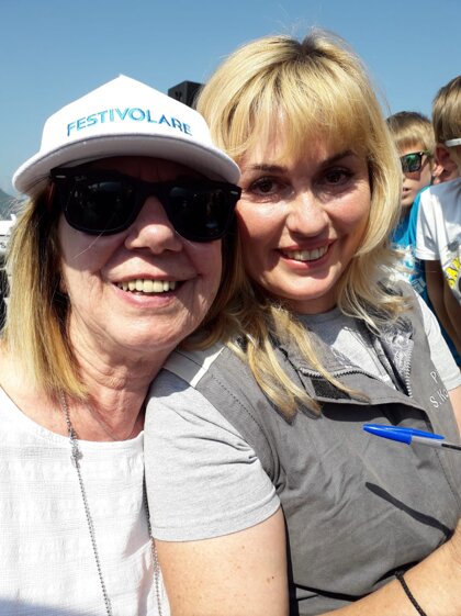 12692427-c021-44f3-a774-4b5f8eb8d19e 12692427-c021-44f3-a774-4b5f8eb8d19e