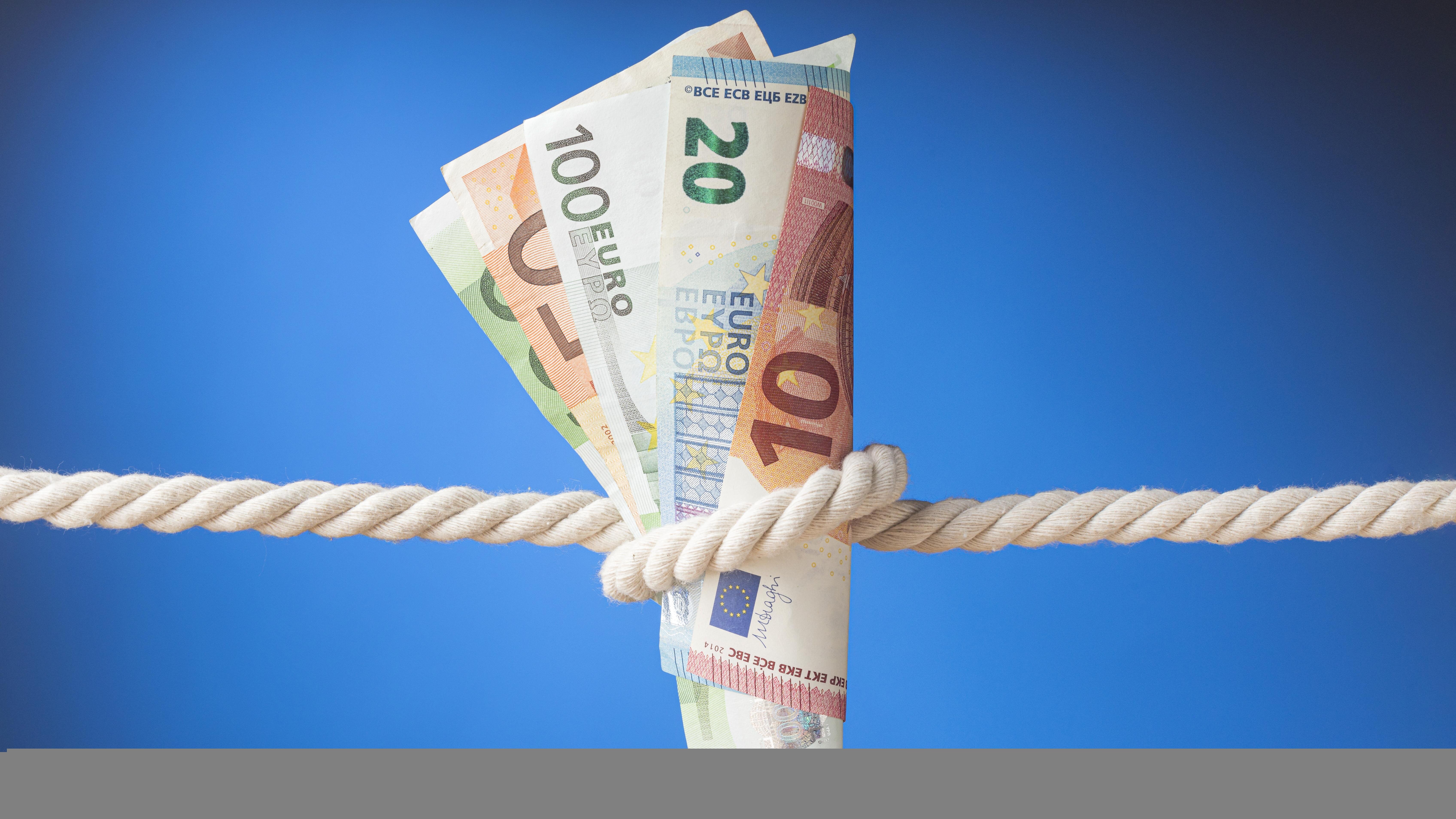 UTILIZZO CONTANTE: DAL 1&deg; GENNAIO 2022 LIMITE A &euro; 1.000