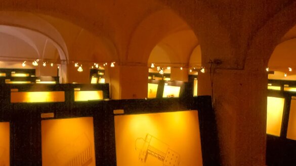 7b5c4b5b-b409-480b-a67e-64dff037c417