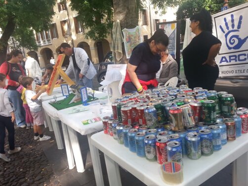 9810e724-2284-497f-a801-35831b592622