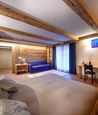 camera%202.jpeg camera%202.jpeg