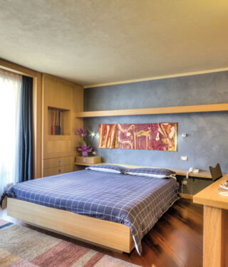 unnamed.jpeg unnamed.jpeg