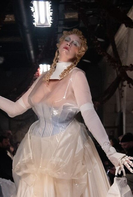 Maison Margiela artisanal collection 2024 e il vero ritorno di John Galliano Maison Margiela artisanal collection 2024 e il vero ritorno di John Galliano