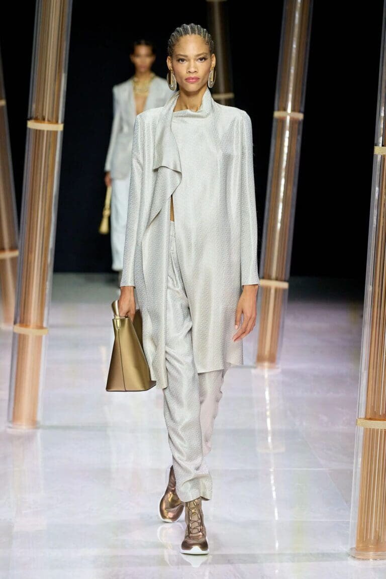 giorgio-armani-spring-summer-2023-runway-magazine-1-768x1152.jpg giorgio-armani-spring-summer-2023-runway-magazine-1-768x1152.jpg