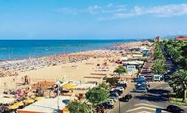 Roseto degli Abruzzi La spiaggia - 35 Km