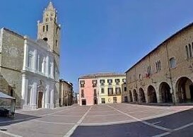 Campli - 14 Km Piazza Farnese