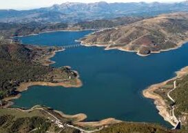 Lago di Campotosto 44 Km