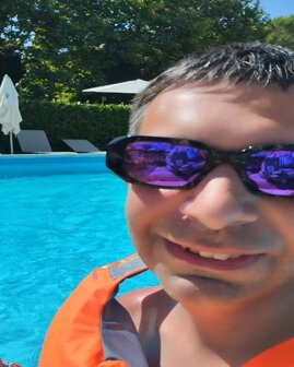 28c068c3-8413-4a53-a883-c4e5b8b14bcb