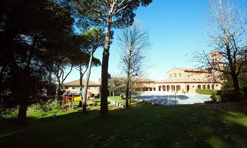 f8b7d557-7535-4103-bd4d-c77ff00aeb0a