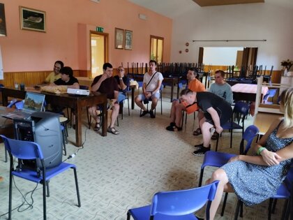 5599bf9d-7bd0-4fdd-b05a-418999cab909