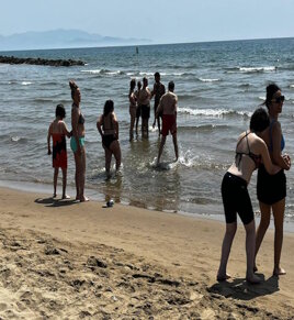 4fd555b4-e4ee-4a39-8080-63f5d14972ef