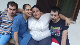 2f7e2dd2-7415-4729-94ee-bcf3e4c5d2fb