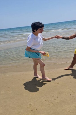 f1de68f7-e3ca-4b4c-a2fe-d15e0759aaa2